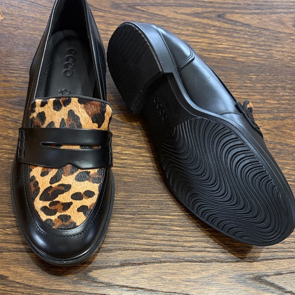 Ecco Women's Black and Leopard Print Loafers - Picture 2 of 8